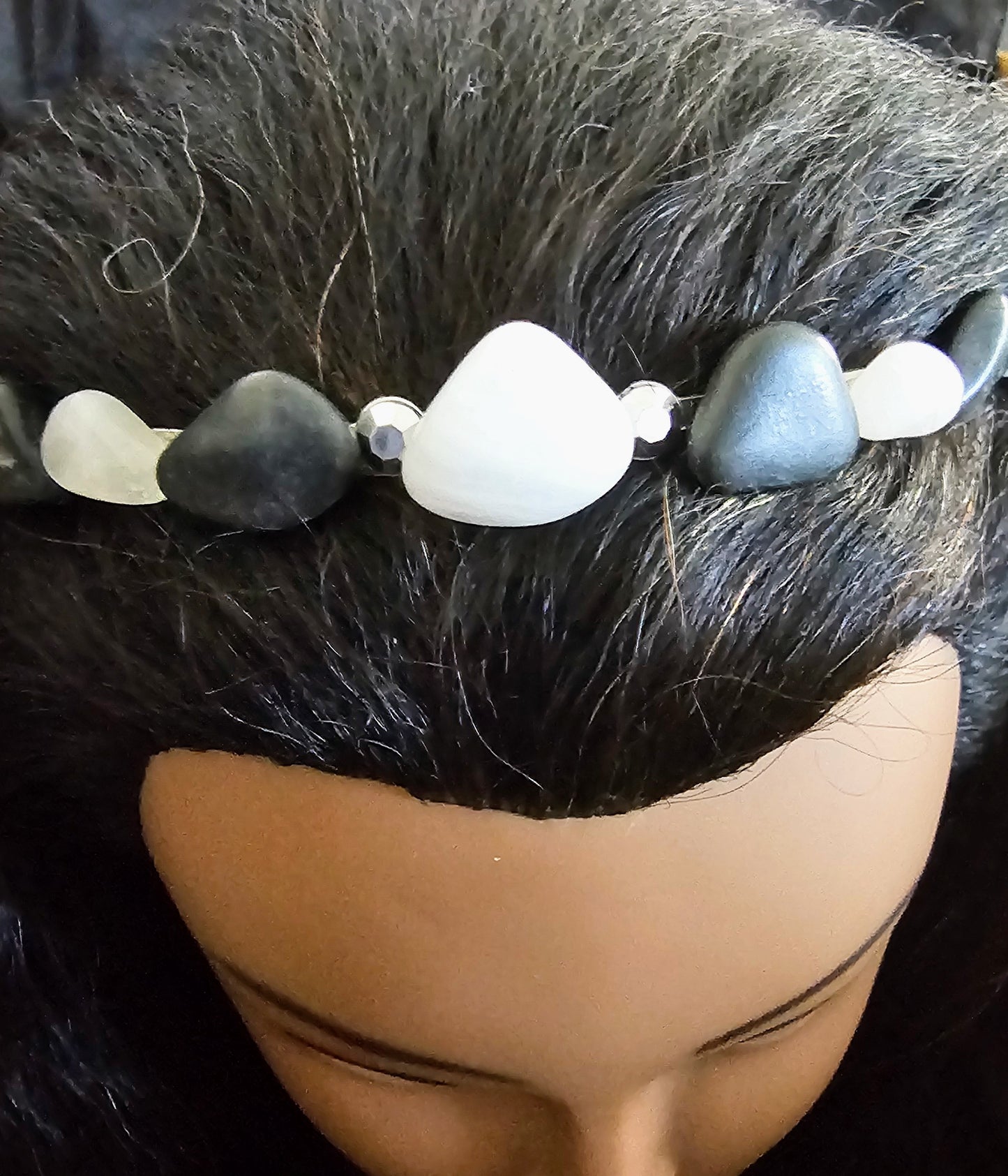 Shungite and Milky Quartz