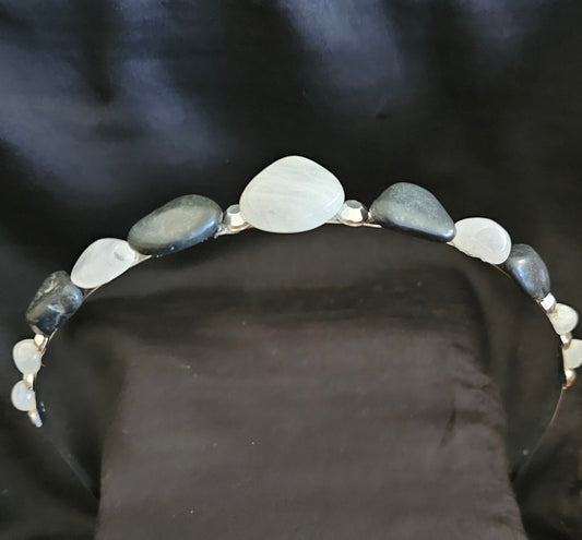 Shungite and Milky Quartz